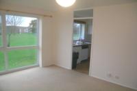 Flat / Apartment, 2 bedrooms, Unfurnished