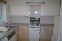 Flat / Apartment, 2 bedrooms, Unfurnished