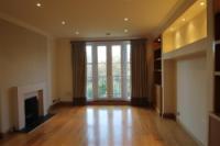 Flat / Apartment, 3 bedrooms, Unfurnished