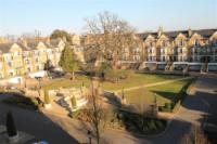 Flat / Apartment, 3 bedrooms, Unfurnished