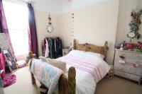 Flat / Apartment, 1 bedroom, Unfurnished