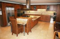 Detached House, 5 bedrooms, 