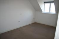 Flat / Apartment, 2 bedrooms, Unfurnished
