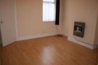 Mid-Terrace House, 2 bedrooms, Unfurnished