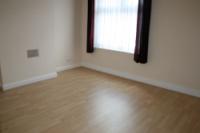 Mid-Terrace House, 2 bedrooms, Unfurnished