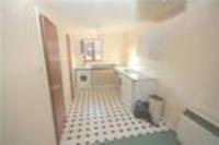 End-of-Terrace House, 3 bedrooms, Unfurnished
