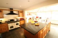 Detached House, 5 bedrooms, Unfurnished