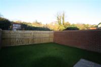 Flat / Apartment, 2 bedrooms, Unfurnished