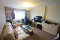 Flat / Apartment, 3 bedrooms, Unfurnished