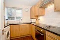 Flat / Apartment, 2 bedrooms, Unfurnished