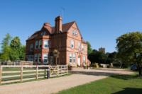 Detached House, 6 bedrooms