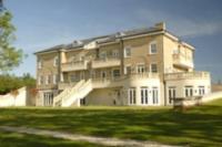 Detached House, 8 bedrooms