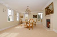 Detached House, 8 bedrooms, Freehold