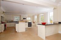 Detached House, 8 bedrooms, Freehold