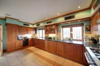 Detached House, 6 bedrooms, Freehold