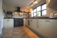 Detached House, 3 bedrooms, Freehold