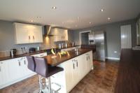 Detached House, 5 bedrooms, Freehold