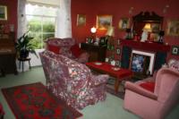 Mid-Terrace House, 7 bedrooms, Freehold