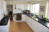 Semi-Detached House, 4 bedrooms, Freehold