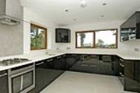Detached House, 5 bedrooms, Freehold