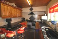 Detached House, 4 bedrooms, Freehold