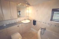 Detached House, 4 bedrooms, Freehold