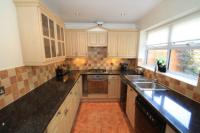 Detached House, 5 bedrooms, Freehold