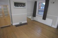 Mid-Terrace House, 3 bedrooms, Freehold
