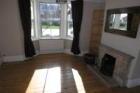 Mid-Terrace House, 3 bedrooms, Freehold