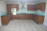Flat / Apartment, 3 bedrooms, Leasehold
