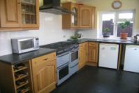 End-of-Terrace House, 4 bedrooms, Freehold
