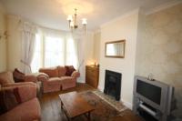 Mid-Terrace House, 3 bedrooms, Freehold