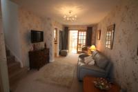 Mid-Terrace House, 2 bedrooms, 