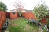 Mid-Terrace House, 2 bedrooms, 