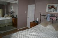 End-of-Terrace House, 3 bedrooms, Freehold