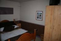 Semi-Detached House, 4 bedrooms, Freehold