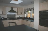Semi-Detached House, 3 bedrooms, Freehold