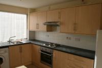 Mid-Terrace House, 2 bedrooms, Freehold