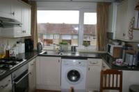 Mid-Terrace House, 2 bedrooms, Leasehold