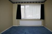 Mid-Terrace House, 4 bedrooms, Leasehold