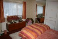 Semi-Detached House, 3 bedrooms, Freehold