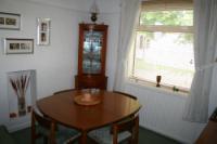 Semi-Detached House, 3 bedrooms, Freehold