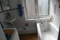 Semi-Detached House, 3 bedrooms, Freehold