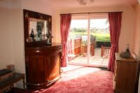 End-of-Terrace House, 3 bedrooms, Freehold