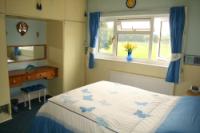 End-of-Terrace House, 3 bedrooms, Freehold