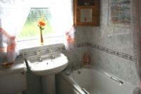 End-of-Terrace House, 3 bedrooms, Freehold