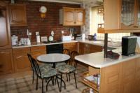 Semi-Detached House, 3 bedrooms, Freehold