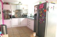 Semi-Detached House, 3 bedrooms, Leasehold