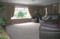 Bungalow, 4 bedrooms, Freehold