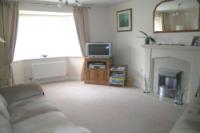 Mid-Terrace House, 4 bedrooms, Freehold